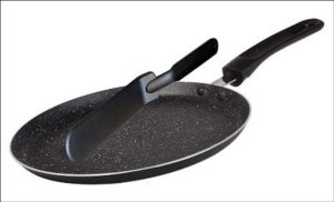 PALACSINTASÜTŐ 24 CM, SPATULÁVAL